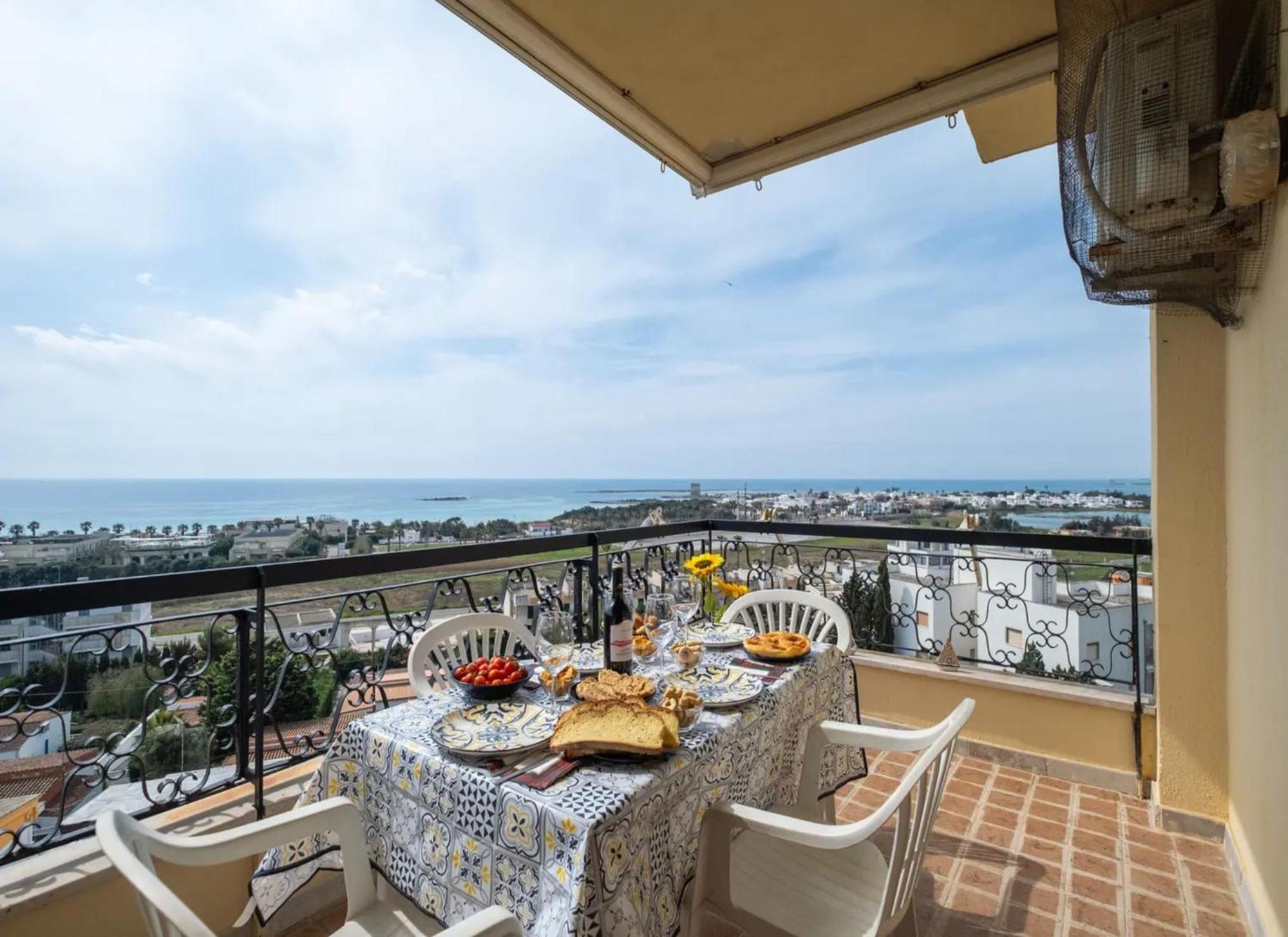 The Sea View Panoramic Villa Porto Cesareo Exteriör bild